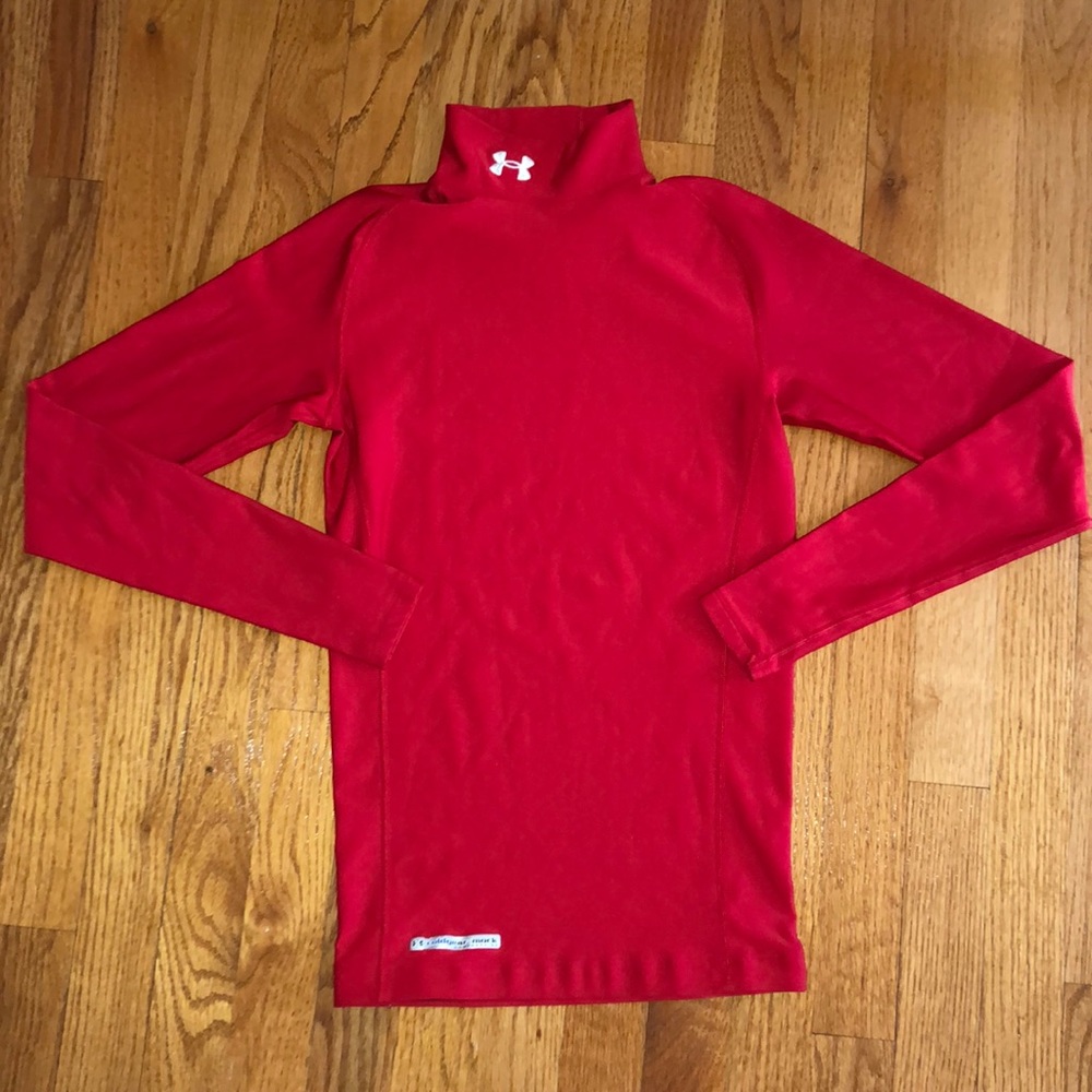 🚨 RED UNDER ARMOUR THERMAL LAYER 🚨